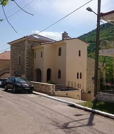 Villa Ria Kalavryta Esterno foto