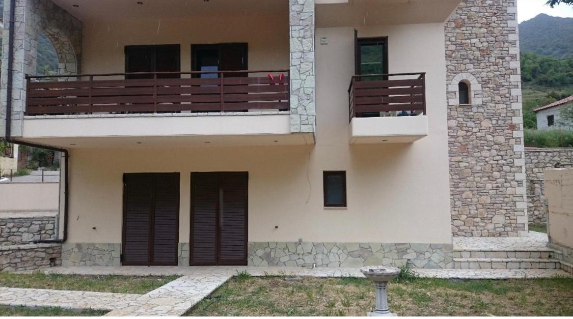 Villa Ria Kalavryta Esterno foto